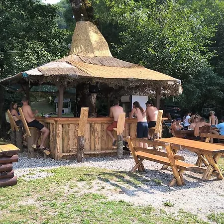 Bungalov Camp Borasnica Jezero (Konjic)
