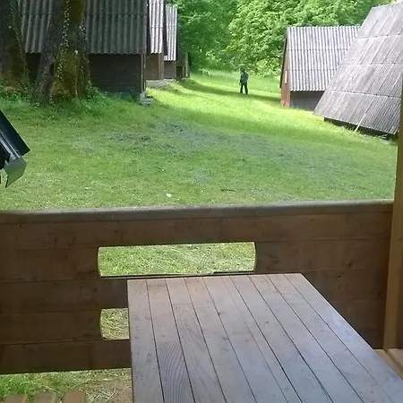 Bungalov Camp Borasnica Camping *