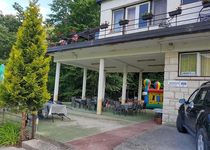 Bungalov Camp Borasnica 营地