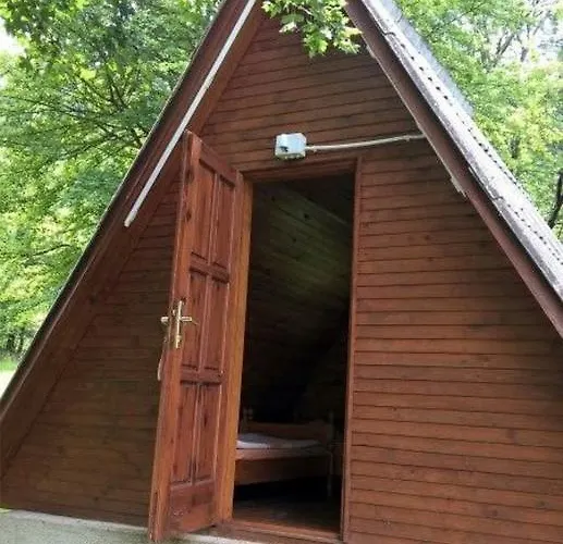 营地 Bungalov Camp Borasnica