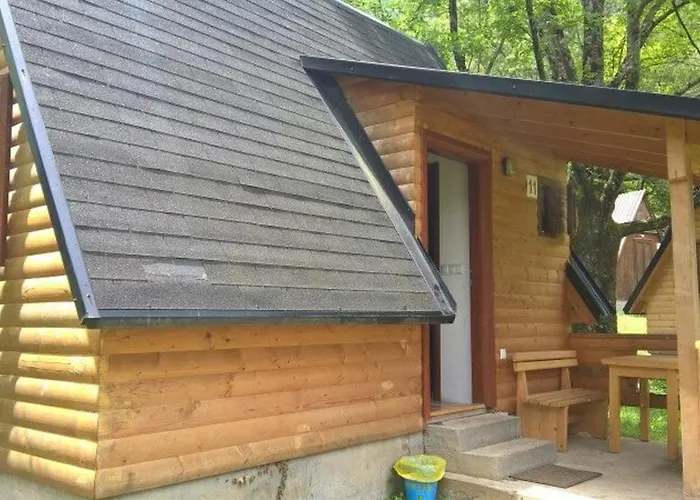 营地 Bungalov Camp Borasnica