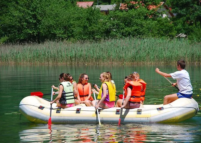 Bungalov Camp Borasnica 营地